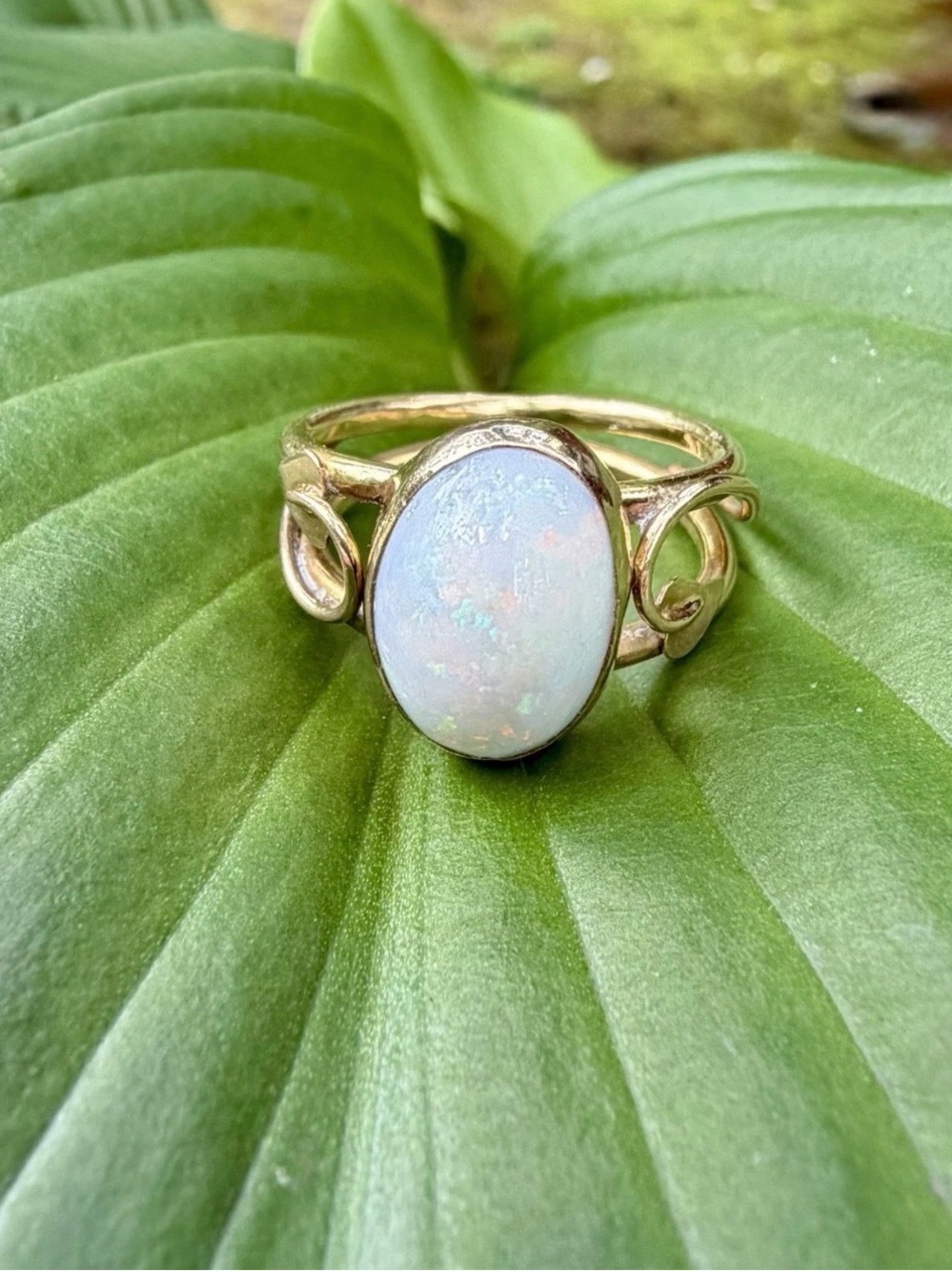 Antique 14k Gold Opal Solitaire Split Shank Ring Gorgeous Size 6